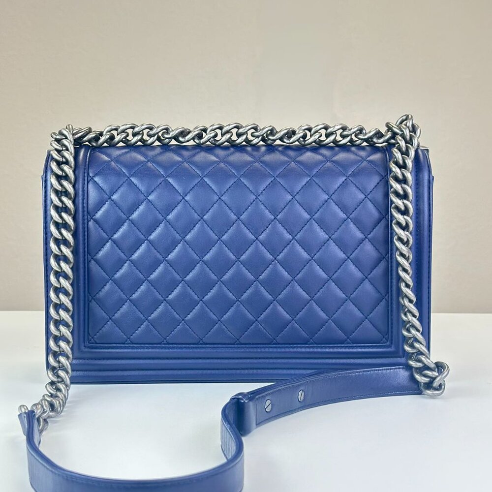 Chanel Blue Leather Lambskin Medium Large Boy Bag Shoulder Bag Crossbody - Picture 3 of 7